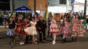 Arraiá FLORESCER – Forró, Fé e Alegria, um evento aberto ao público que reuniu a comunidade